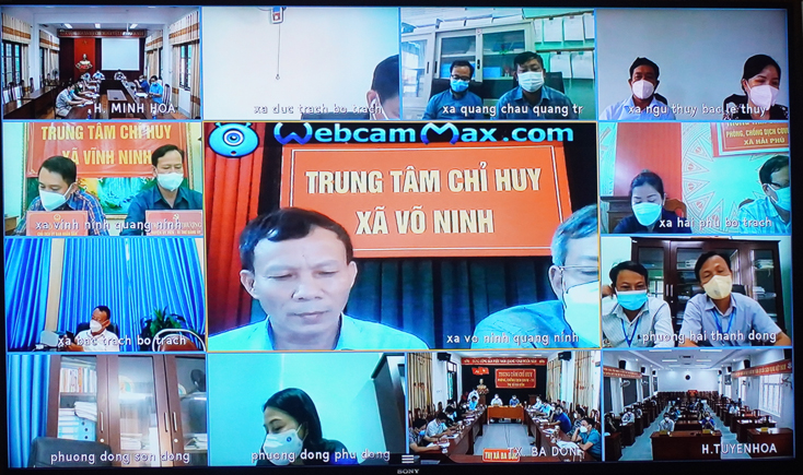 Xã Võ Ninh báo cáo công tác phòng chống dịch bệnh tại địa bàn xã.