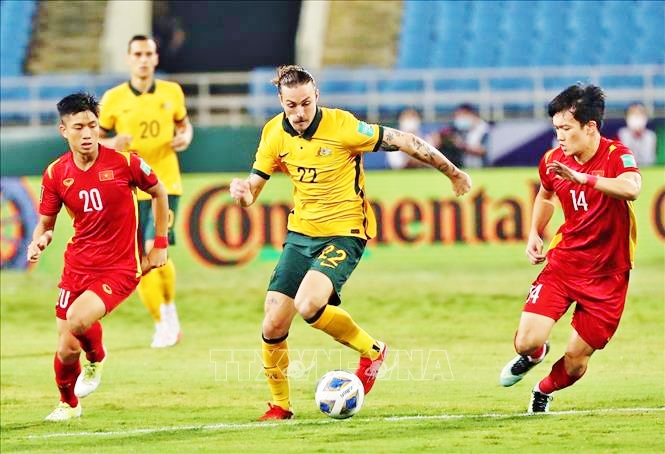  Nếu tiếp tục thể hiện được tinh thần và lối chơi như trận gặp Australia, đội tuyển Việt Nam hoàn toàn có điểm số tại vòng loại 3 World Cup 2022. Ảnh: TTXVN