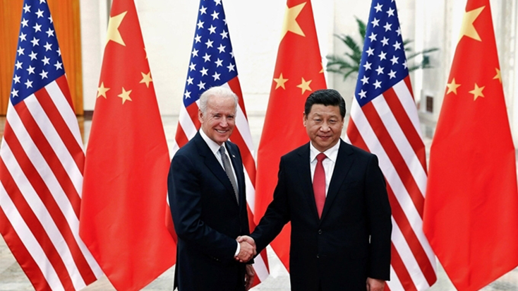 Chủ tịch Trung Quốc Tập Cận Bình và ông Joe Biden trong cuộc gặp tại Bắc Kinh ngày 4-12-2013. Ảnh: Reuters. 