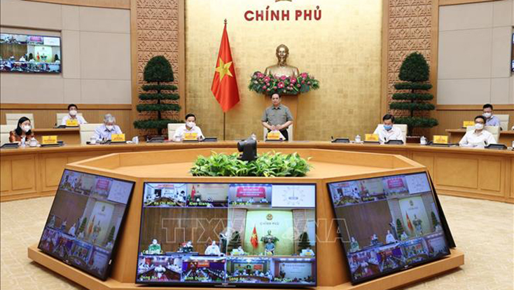 Thủ tướng Phạm Minh Chính chủ trì cuộc họp. Ảnh: Dương Giang/TTXVN