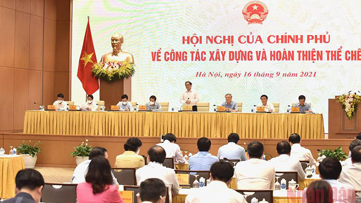 Thủ tướng Phạm Minh Chính chủ trì Hội nghị của Chính phủ về công tác xây dựng và hoàn thiện thể chế.