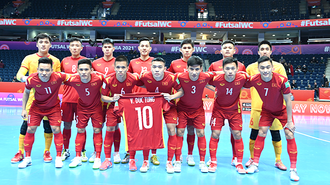  Đội tuyển futsal Việt Nam ngẩng cao đầu rời Futsal World Cup 2021 bằng tinh thần và ý chí thi đấu tuyệt vời. Ảnh: Quang Thắng