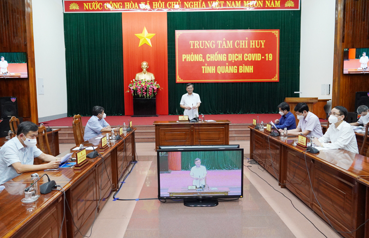Đồng chí Chủ tịch UBND tỉnh Trần Thắng phát biểu đặt vấn đề cuộc họp