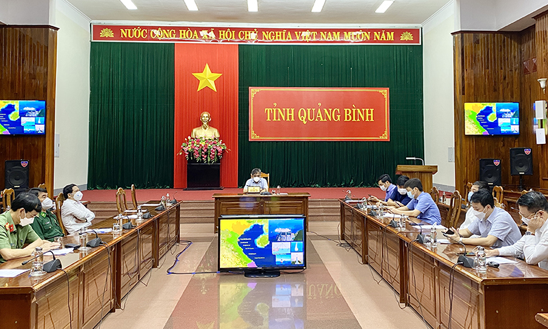 Đồng chí Phó Chủ tịch Thường trực UBND tỉnh Đoàn Ngọc Lâm chủ trì hội nghị tại điểm cầu tỉnh Quảng Bình.