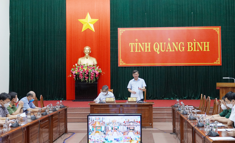 Đồng chí Chủ tịch UBND tỉnh Trần Thắng đặt vấn đề tại cuộc họp
