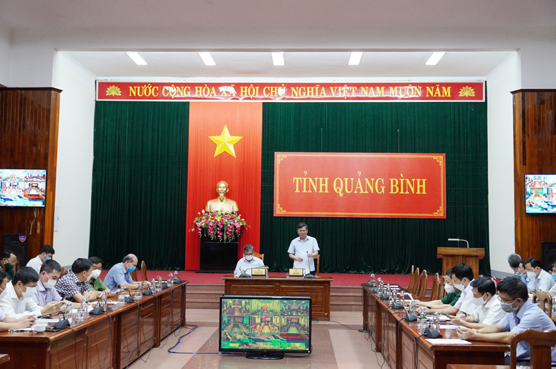 Đồng chí Chủ tịch UBND tỉnh Trần Thắng kết luận cuộc họp.