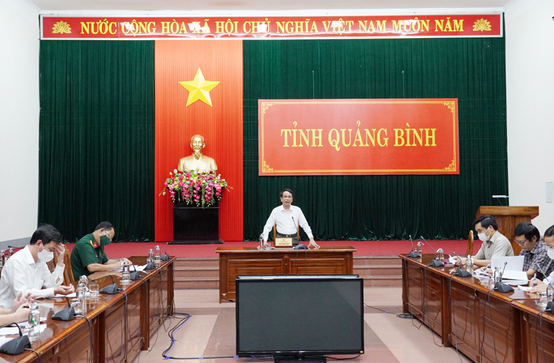 Đồng chí Phó Chủ tịch UBND tỉnh Phan Mạnh Hùng phát biểu kết luận tại buổi làm việc.