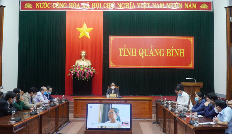 Đồng chí Phó Chủ tịch UBND tỉnh Phan Mạnh Hùng chủ trì tại điểm cầu tỉnh Quảng Bình.
