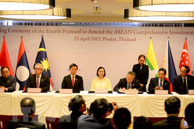  Ngày 23-4-2019, các Bộ trưởng Kinh tế ASEAN đã chính thức ký Hiệp định Thương mại Dịch vụ ASEAN (ATISA). (Ảnh: Ngọc Quang/TTXVN)