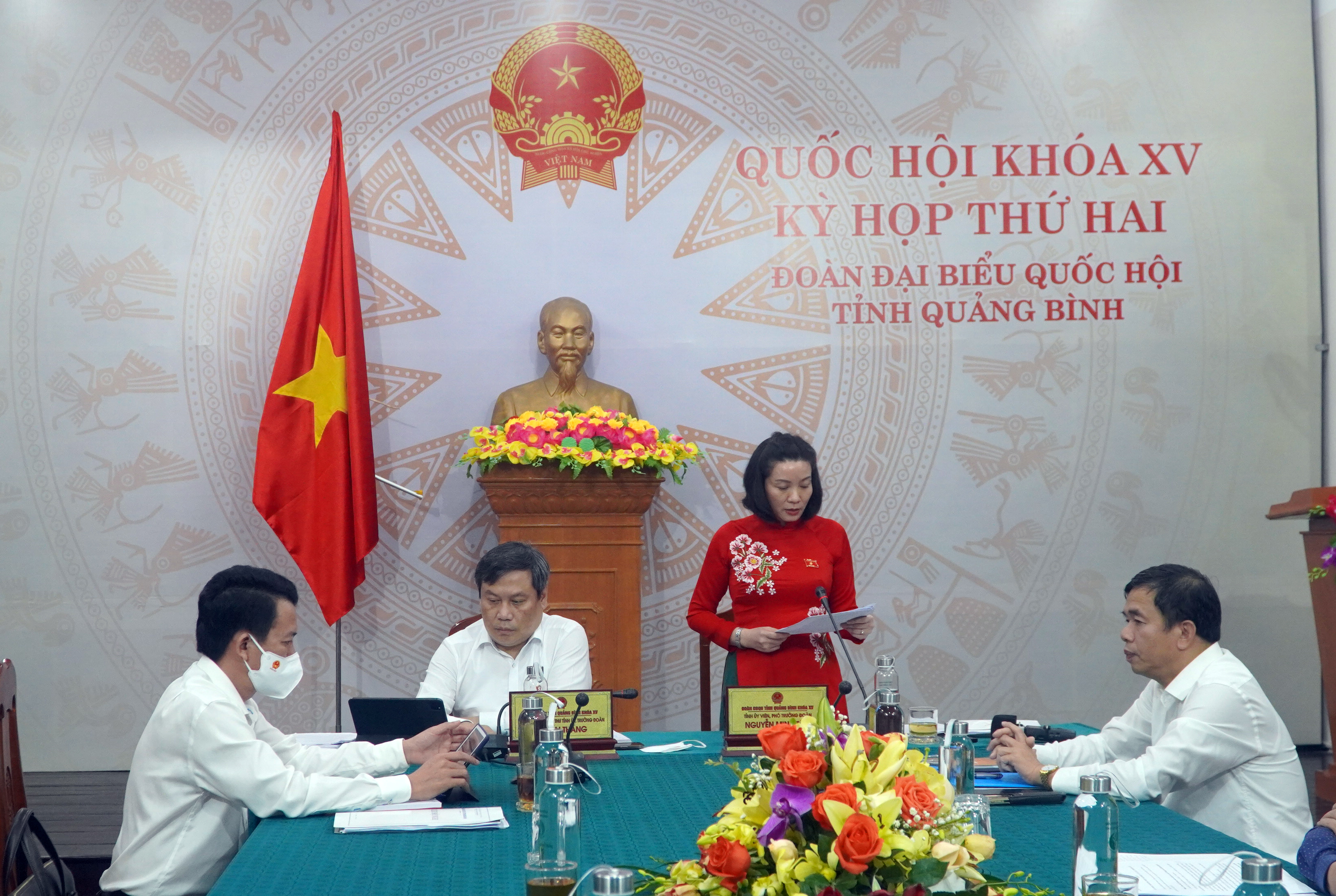 Đại biểu Nguyễn Minh Tâm tham gia thảo luận.