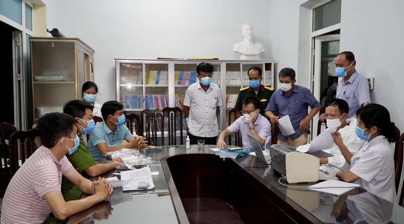 Khi phát hiện ca dương tính cộng đồng đầu tiên tại xã Hải Phú (Bố Trạch), trong tối 23-8, CDC đã họp khẩn với Bố Trạch để triển khai công tác truy vết dập dịch.