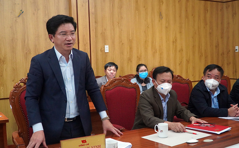 Đồng chí Bí thư Thị ủy Trương An Ninh phát biểu tiếp thu tại buổi làm việc.