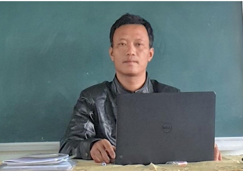Thầy giáo Nguyễn Anh Đức, thí sinh giành giải nhất tuần thi thứ 4. 
