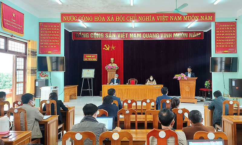 Đại biểu HĐND tỉnh tiếp thu ý kiến cử tri tại xã Tiến Hóa