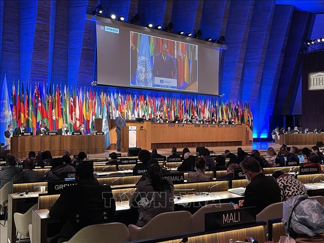 Quang cảnh phiên họp toàn thể Đại hội đồng UNESCO lần thứ 41 tại Paris. Ảnh: Thu Hà/TTXVN
