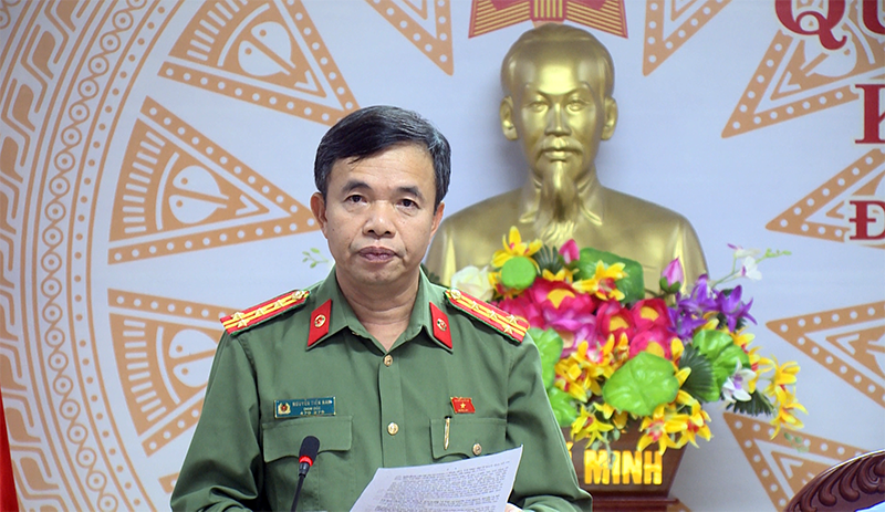 Đại biểu Nguyễn Tiến Nam phát biểu tại phiên họp trực tuyến