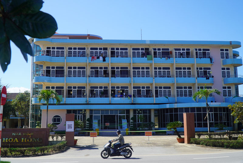 Ca bệnh tại Công an huyện Quảng Trạch đã lưu trú ở Khách sạn Hoa Hồng trong những ngày tham gia lớp tập huấn của Công an tỉnh tổ chức.
