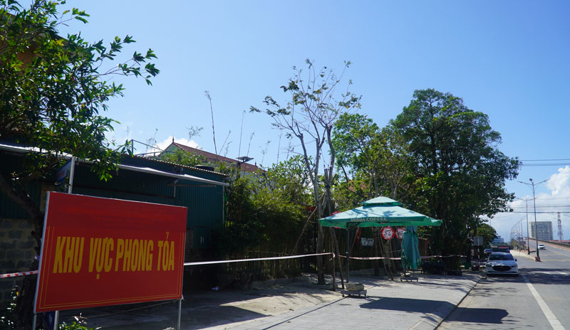 TP. Đồng Hới vừa ghi nhận ca bệnh chưa rõ nguồn lây tại quán bún phở ở thôn Đồng Dương, xã Bảo Ninh. 