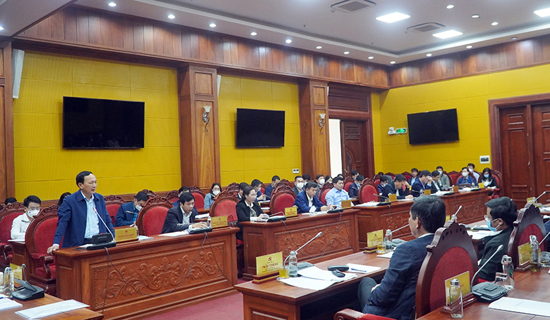 Đồng chí Phó Bí thư Thường trực Tỉnh ủy Trần Hải Châu phát biểu tại hội nghị