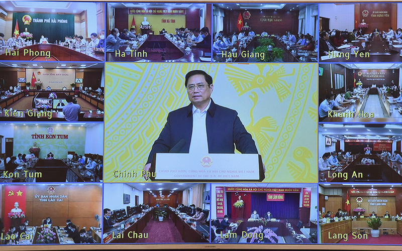   Thủ tướng Phạm Minh Chính, Chủ tịch Ủy ban Quốc gia về chuyển đổi số phát biểu tại cuộc họp trực tuyến.
