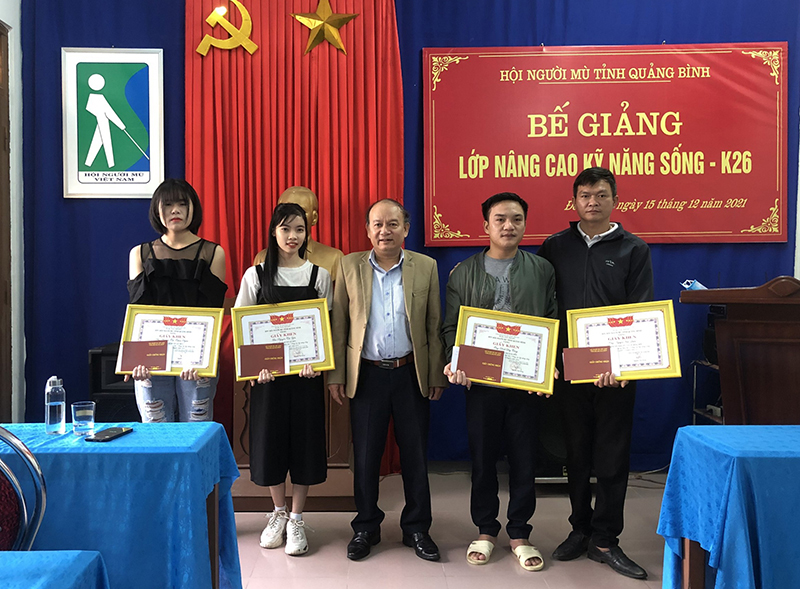 Hội Người mù Quảng Bình: Hỗ trợ giải quyết việc làm cho hội viên