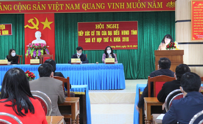 Đại biểu HĐND tỉnh tiếp xúc cử tri huyện Quảng Ninh