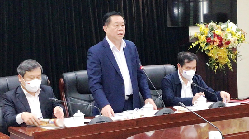 Đồng chí Trưởng ban Tuyên giáo Trung ương Nguyễn Trọng Nghĩa phát biểu tại buổi làm việc
