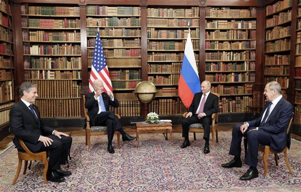 Tổng thống Mỹ Joe Biden và Tổng thống Nga Vladimir Putin tại hội nghị thượng đỉnh ở Geneva (Thụy Sĩ), ngày 16-6-2021. (Ảnh: AFP/TTXVN)