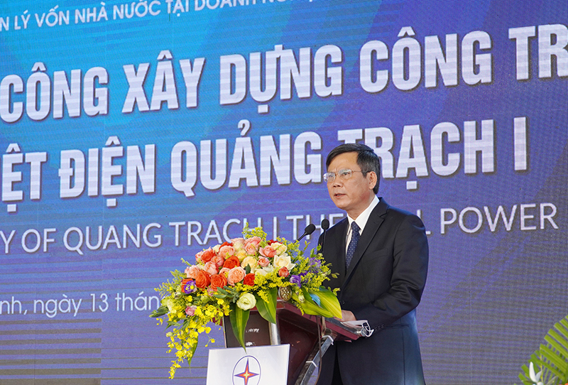 Đồng chí Chủ tịch UBND tỉnh Trần Thắng phát biểu tại buổi lễ