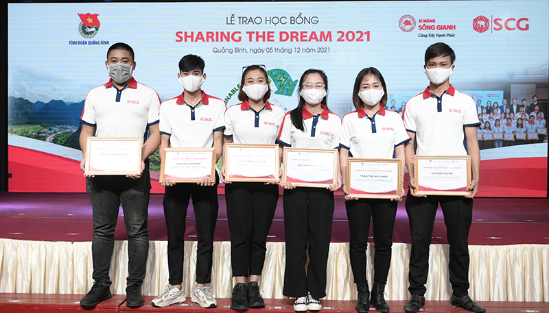  Học bổng SCG Sharing The Dream có sự chung tay từ cả doanh nghiệp lẫn địa phương.