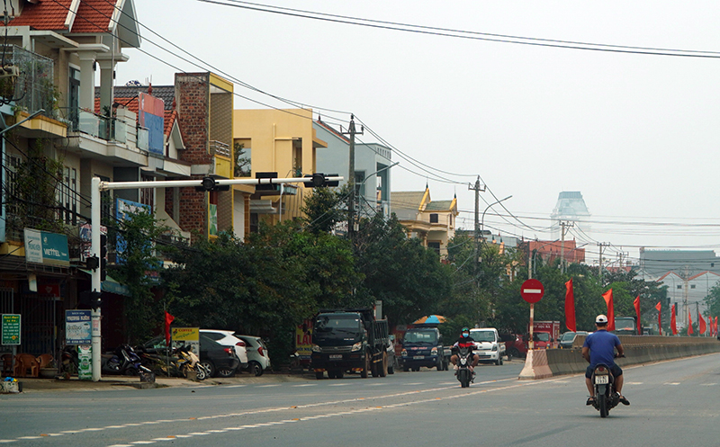 Theo phân cấp quản lý, UBND TP. Đồng Hới đề nghị UBND tỉnh, Sở GTVT xem xét, đầu tư một số tuyến đường trên địa bàn phường Phú Hải.