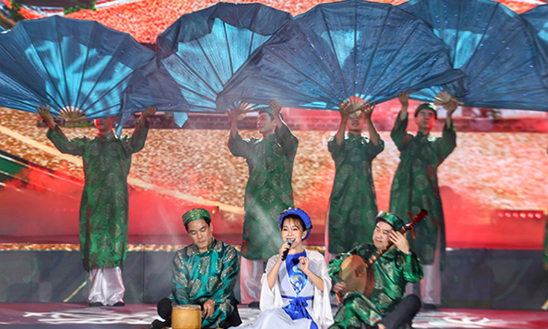 Biểu diễn nghệ thuật chào mừng Ngày Di sản Việt Nam 2021 tại Làng Văn hóa - Du lịch các dân tộc Việt Nam