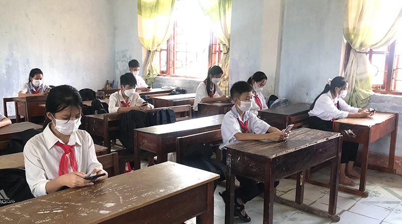 Các trường học trên địa bàn huyện Quảng Trạch tổ chức cho học sinh tham gia cuộc thi trắc nghiệm “Chung tay phòng, chống dịch Covid-19”.