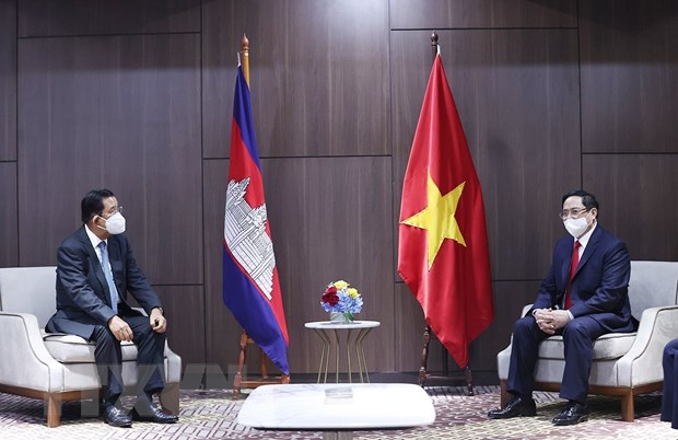 Thủ tướng Phạm Minh Chính hội kiến Thủ tướng Campuchia Samdech Techo Hun Sen. (Ảnh: Dương Giang/TTXVN)