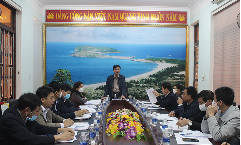  Đồng chí Nguyễn Thanh Lam, Tỉnh ủy viên, Bí thư Đảng ủy Khối Các cơ quan tỉnh,đơn vị Trưởng khối thi đua các ban Đảng năm 2021 phát biểu tại hội nghị.