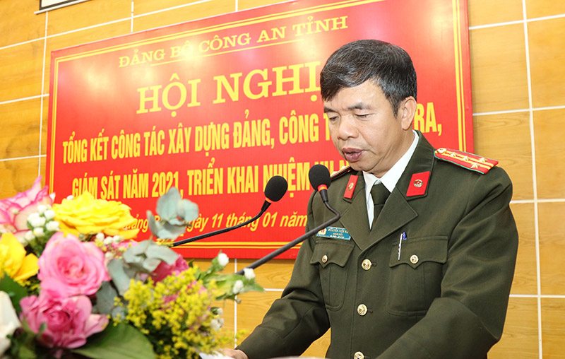 Đồng chí Giám đốc Công an tỉnh Nguyễn Tiến Nam phát biểu chỉ đạo tại hội nghị