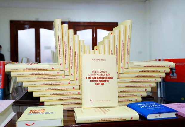 Ra mắt cuốn sách tuyển chọn bài viết của Tổng Bí thư Nguyễn Phú Trọng