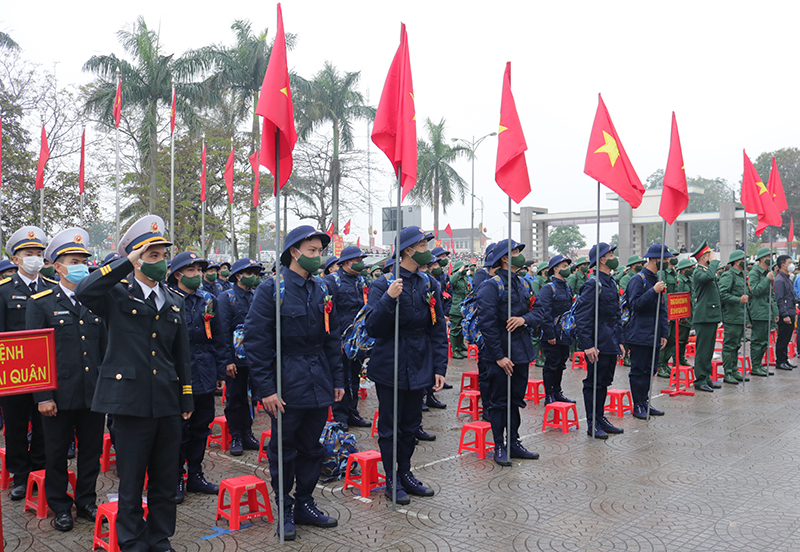 205 tân binh huyện Lệ Thủy sẵn sàng lên đường nhập ngũ.