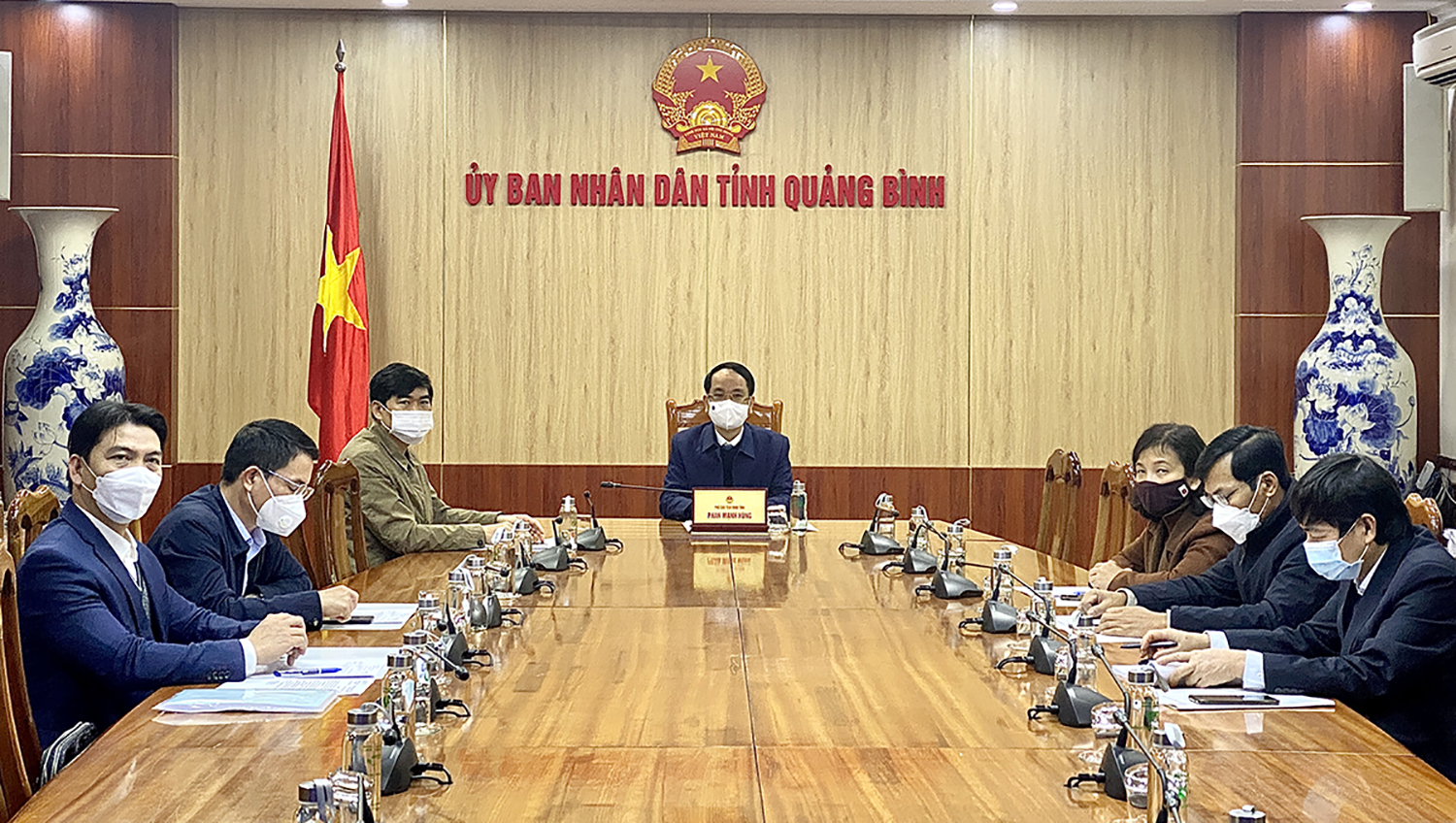 Đồng chí Phan Mạnh Hùng, Phó Chủ tịch UBND tỉnh chủ trì hội nghị tại điểm cầu tỉnh Quảng Bình.