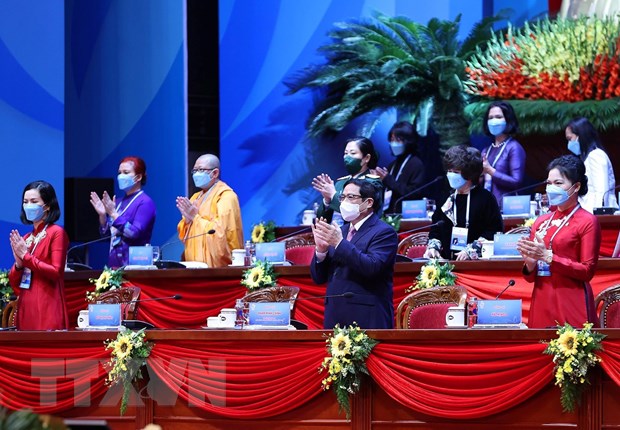 Thủ tướng Phạm Minh Chính và Đoàn Chủ tịch điều hành Đại hội. (Ảnh: Dương Giang/TTXVN)