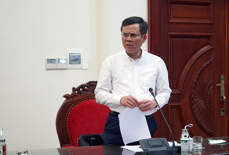Đồng chí Chủ tịch UBND tỉnh Trần Thắng phát biểu tại buổi làm việc