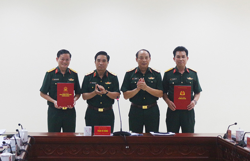 Chính trị viên Ban CHQS huyện Minh Hóa giữ chức Chính ủy Đoàn Kinh tế-Quốc phòng 92