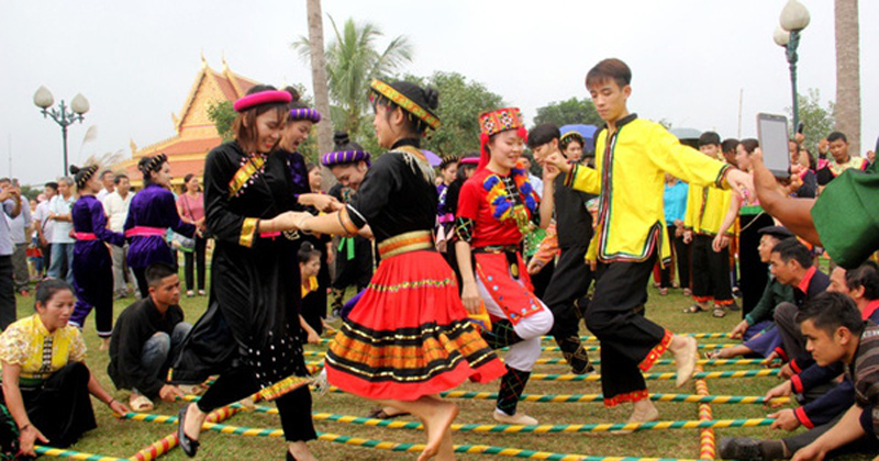 Tại Làng Văn hóa - Du lịch các dân tộc Việt Nam sẽ diễn ra các hoạt động tháng 4 với chủ đề “Rực rỡ sắc màu văn hoá các dân tộc Việt Nam”