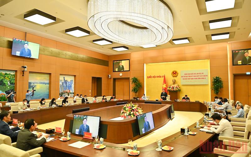 Buổi làm việc giữa Đảng đoàn Quốc hội với Ban Chỉ đạo tổng kết Nghị quyết số 19-NQ/TƯ của Ban Chấp hành Trung ương khóa XI. (Ảnh: DUY LINH)