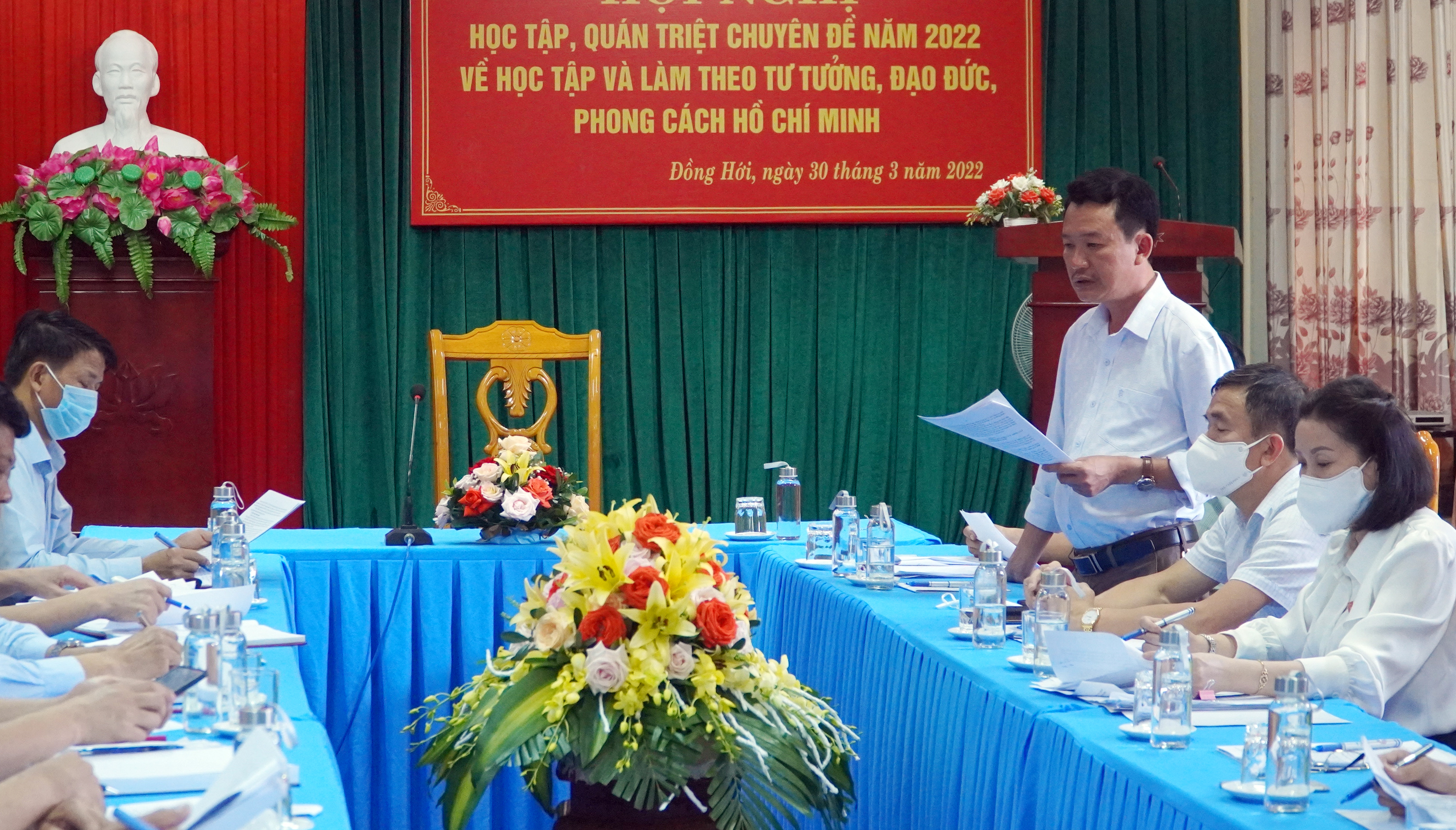 Đại biểu Trần Quang Minh phát biểu tại buổi làm việc.