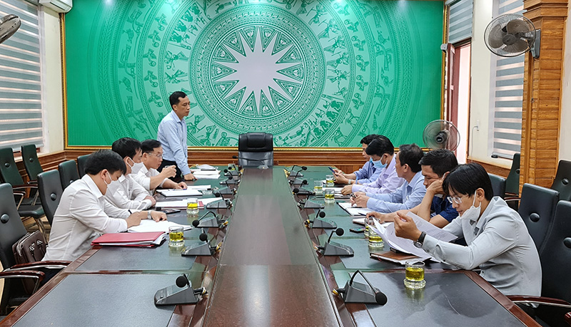 Hội đồng Tư vấn đánh giá an toàn đập, hồ chứa thủy lợi trên địa bàn tỉnh làm việc với UBND huyện Tuyên Hoá.
