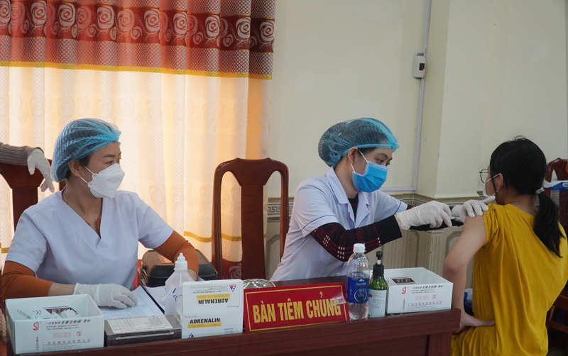 Ngành Y tế Quảng Bình quyết tâm thực hiện Chiến dịch tiêm chủng vắc xin phòng Covid-19 cho trẻ em an toàn và hiệu quả.