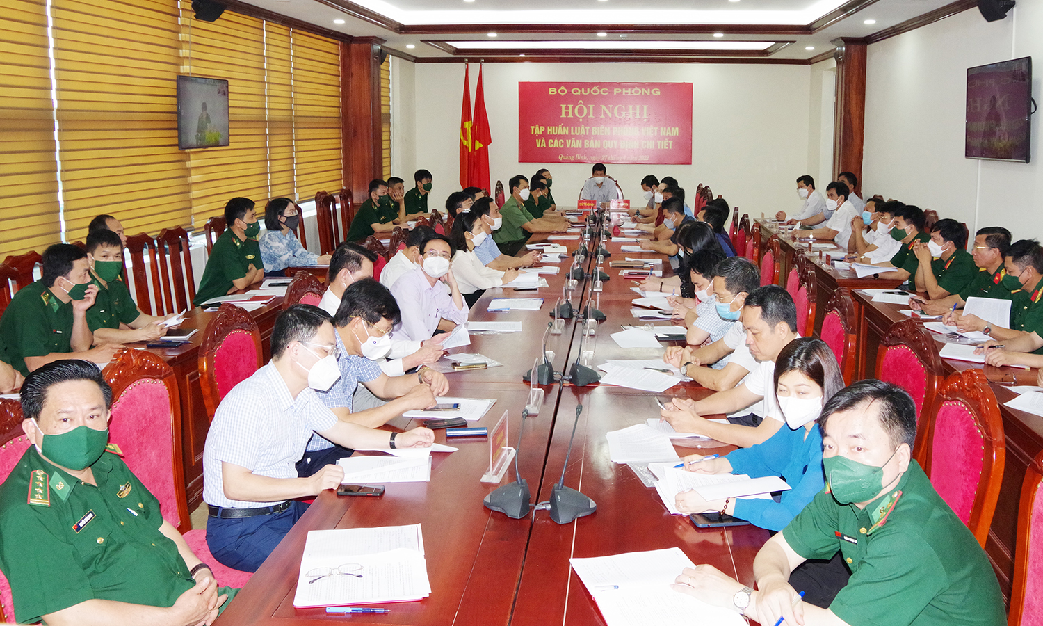 Đồng chí Phó Chủ tịch UBND tỉnh Hồ An Phong chủ trì hội nghị tại điểm cầu Bộ đội Biên phòng Quảng Bình.