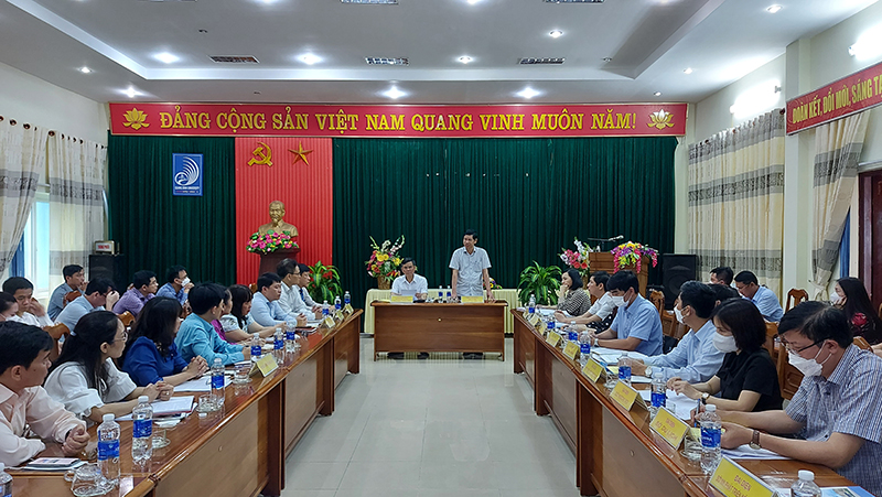 Đồng chí Hồ An Phong, nhấn mạnh: Trường cần tập trung, đổi mới công tác tuyển sinh