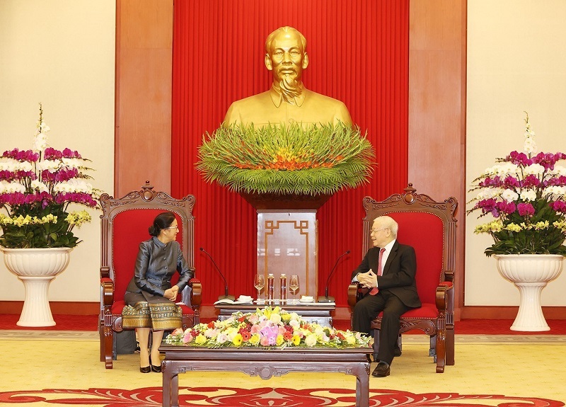 Tổng Bí thư Nguyễn Phú Trọng tiếp đồng chí Pany Yathotou, Ủy viên Bộ Chính trị, Phó Chủ tịch nước Lào đang thăm chính thức Việt Nam. (Ảnh: TTXVN)
